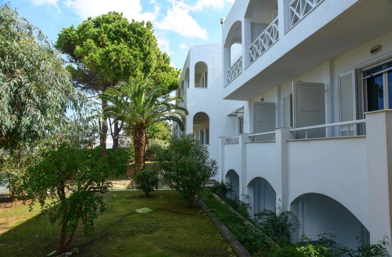 Mantenia Hotel Platanes  Exterior photo