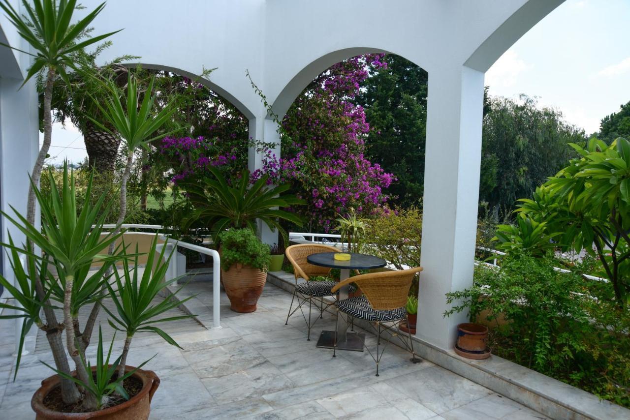 Mantenia Hotel Platanes  Exterior photo