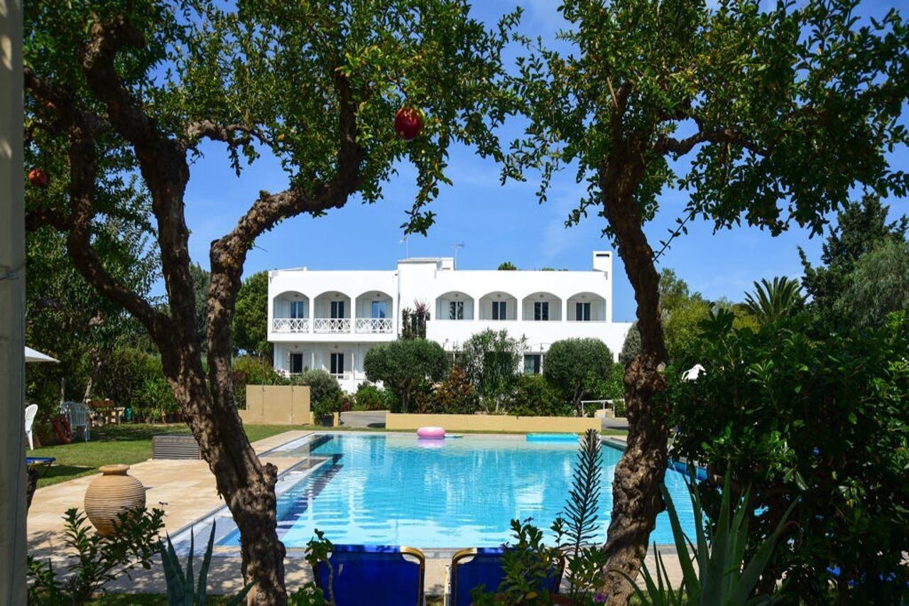 Mantenia Hotel Platanes  Exterior photo